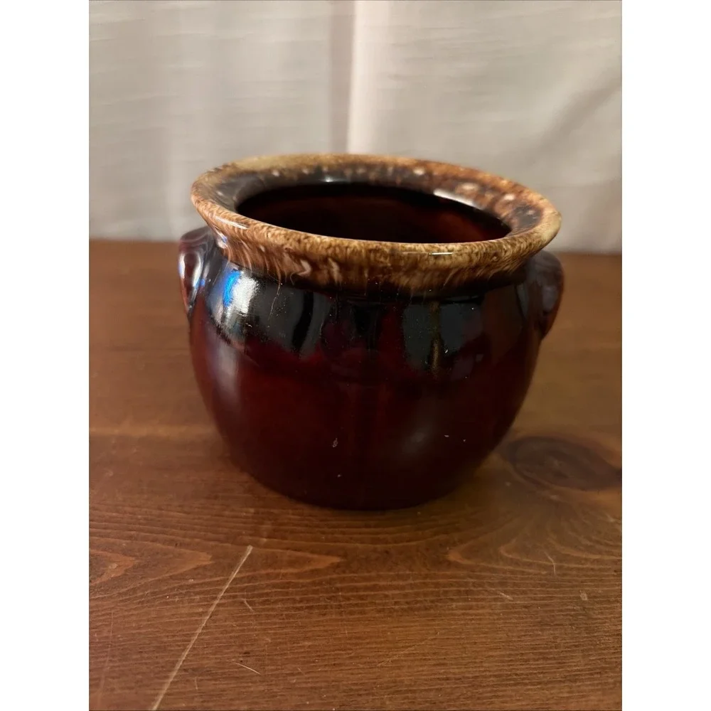 Hull Bean‎ Pot Pottery Brown Drip Glaze Design Molded Handles No Lid